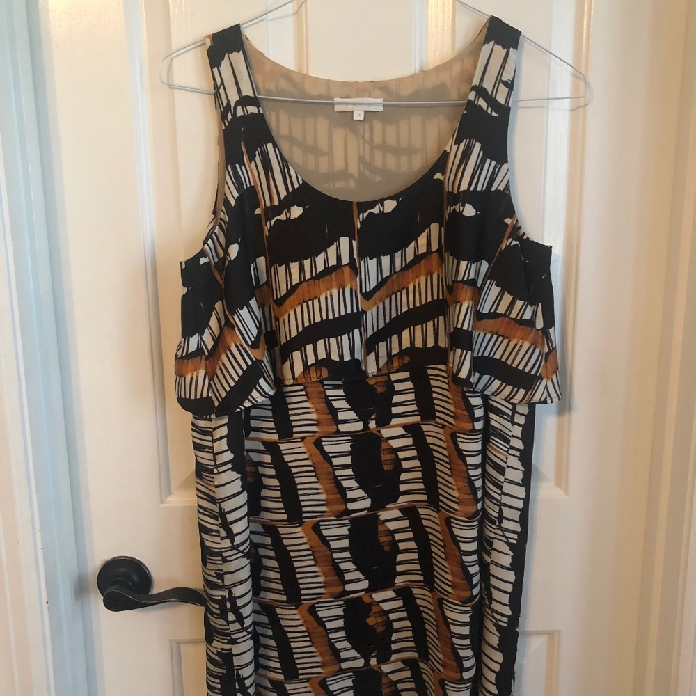 GLAM Size M Sleeveless Silk Dress